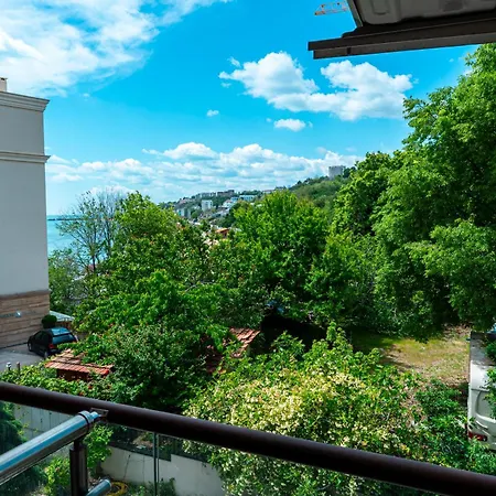 Апартамент Kabakum Plaza *