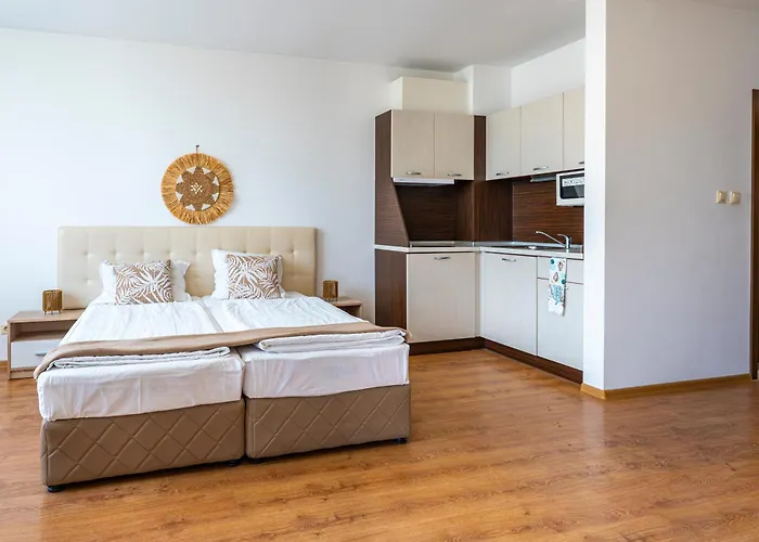 Kabakum Plaza * Varna